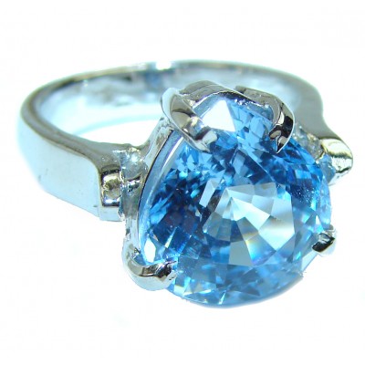 22.5 carat Swiss Blue Topaz .925 Sterling Silver handmade Ring size 6