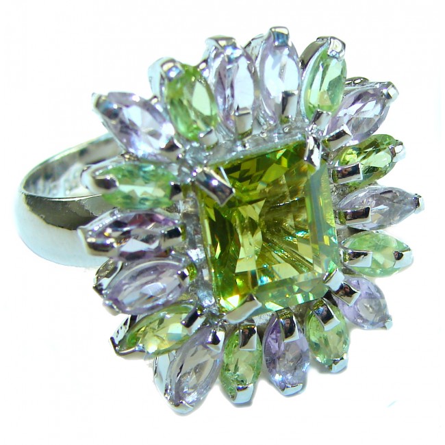 Incredible Beauty authentic Peridot .925 Sterling Silver Perfectly handcrafted Ring s. 9