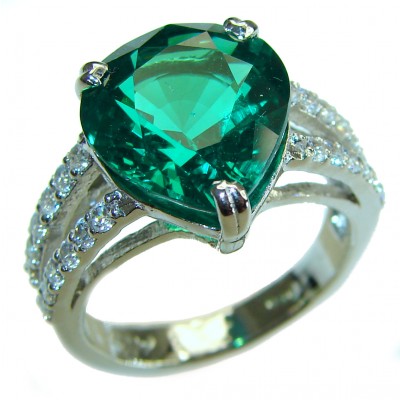 Incredible genuine Emerald .925 Sterling Silver handcrafted Ring size 8