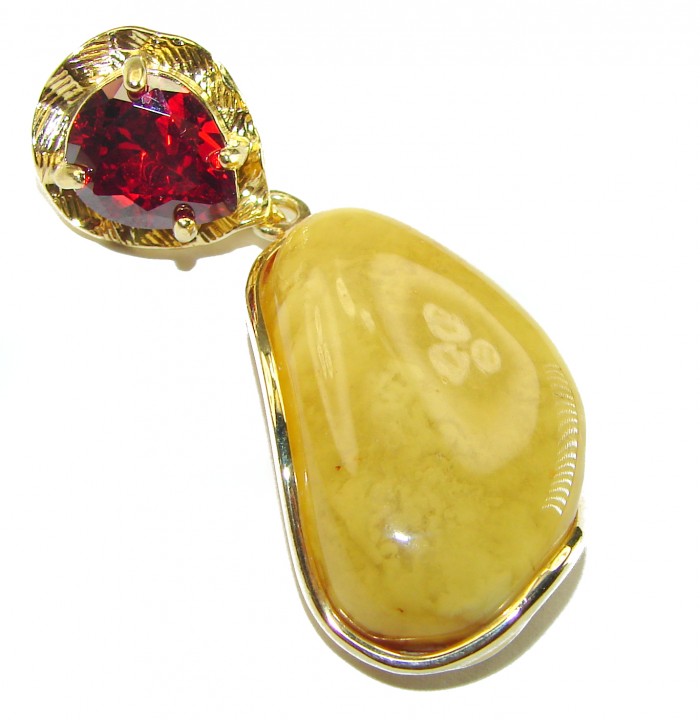 Vintage Beauty authentic Baltic Amber 14K Gold over .925 Sterling Silver handcrafted pendant