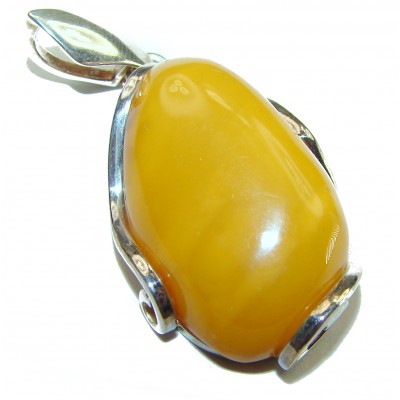 Vintage Beauty authentic Baltic Amber .925 Sterling Silver handcrafted pendant