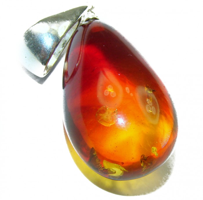Vintage Beauty authentic Baltic Amber .925 Sterling Silver handcrafted pendant