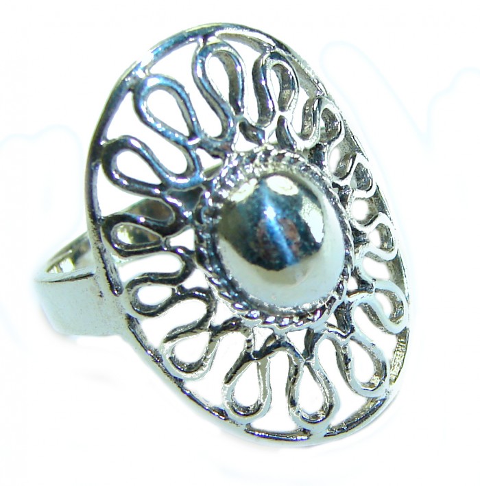 Bali made .925 Sterling Silver ring size 8 1/2