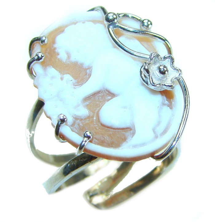 Exquisite oval Cameo .925 Sterling Silver handcrafted Made in Italy Statement ring; s. 7 ADJUSTABLE