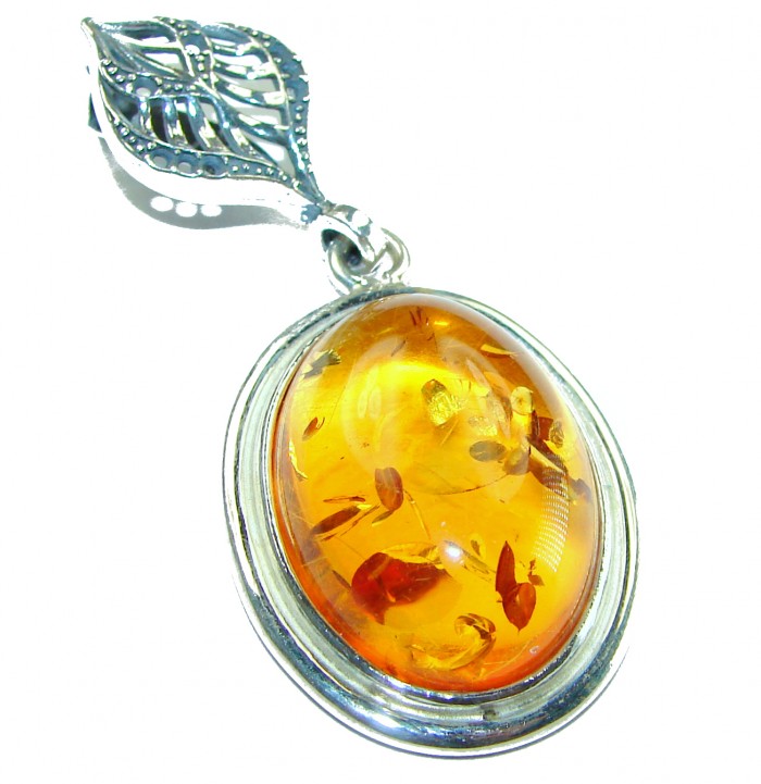 Excellent Baltic Amber .925 Sterling Silver entirely handcrafted PENDANT