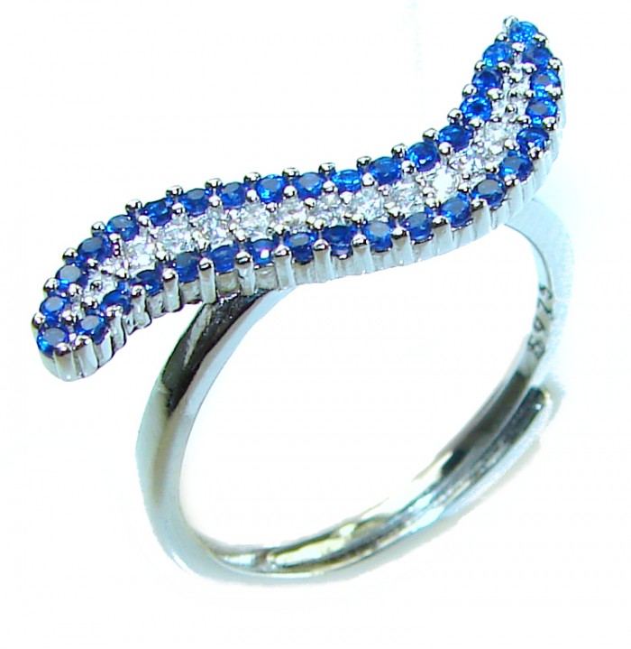 Divas's Dream 5.4 carat natural Sapphire .925 Sterling Silver handcrafted ring; s. 7
