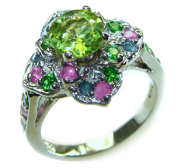 Floral design authentic 11.9 carat Peridot .925 Sterling Silver handmade Ring s. 4 3/4