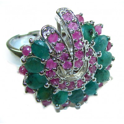 Treasure 10.5 carat Emerald Ruby .925 Sterling Silver handcrafted Ring size 8