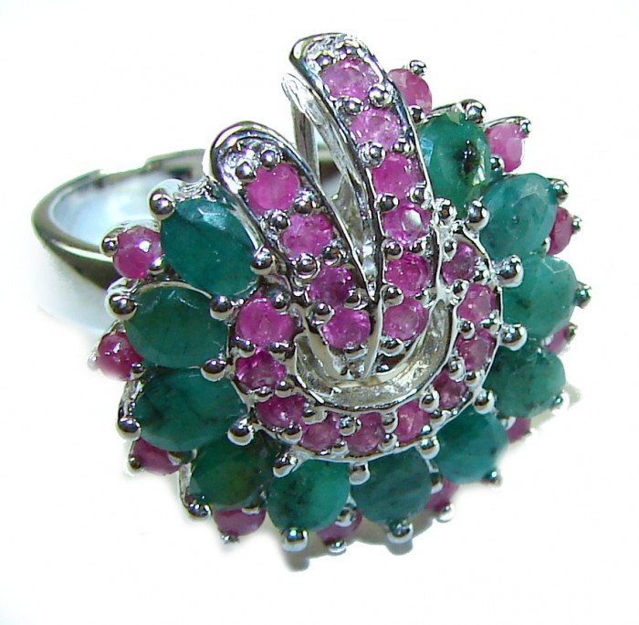 Treasure 10.5 carat Emerald Ruby .925 Sterling Silver handcrafted Ring size 8