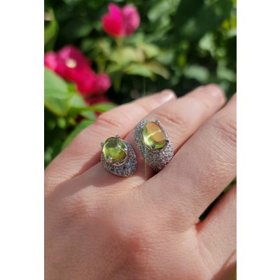 Spring authentic 8.9 carat Peridot .925 Sterling Silver Statement ring s. 6