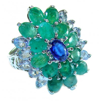 Luxurious 11.5 ctw Colombian Emerald .925 Sterling Silver handcrafted Statement Ring size 7