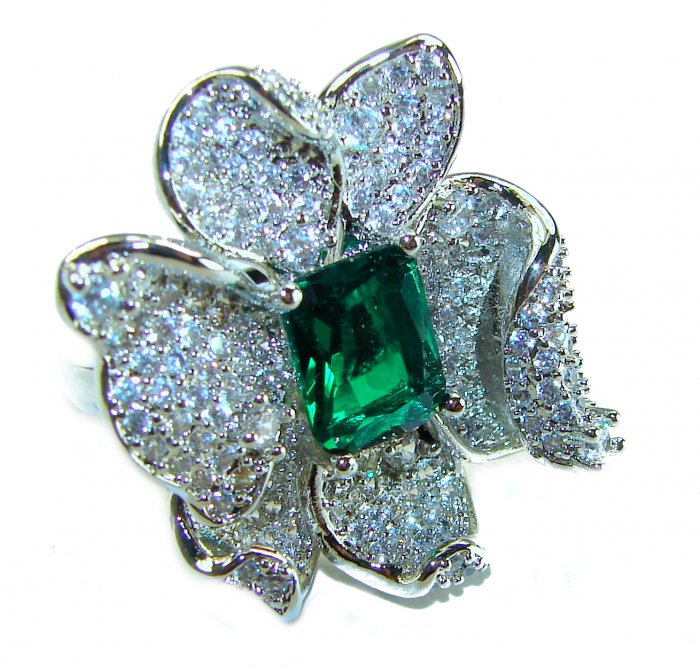 Venus Authentic 14.2 carat Colombian Emerald .925 Sterling Silver handcrafted Ring size 8 - video