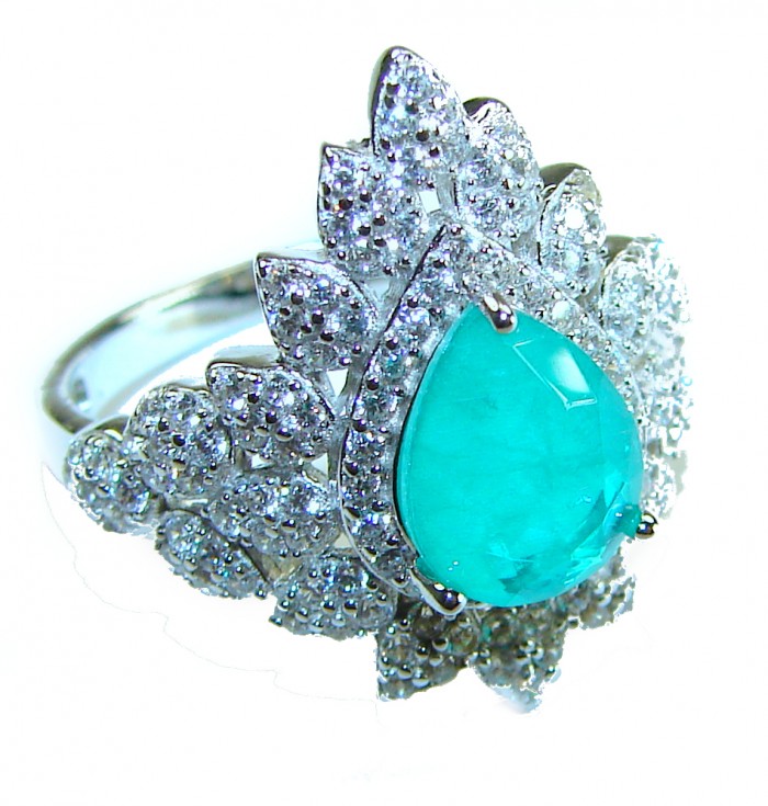 Vintage style - Timless Beauty 6.5 carat Emerald .925 Sterling Silver handcrafted Statement Ring size 6 1/2