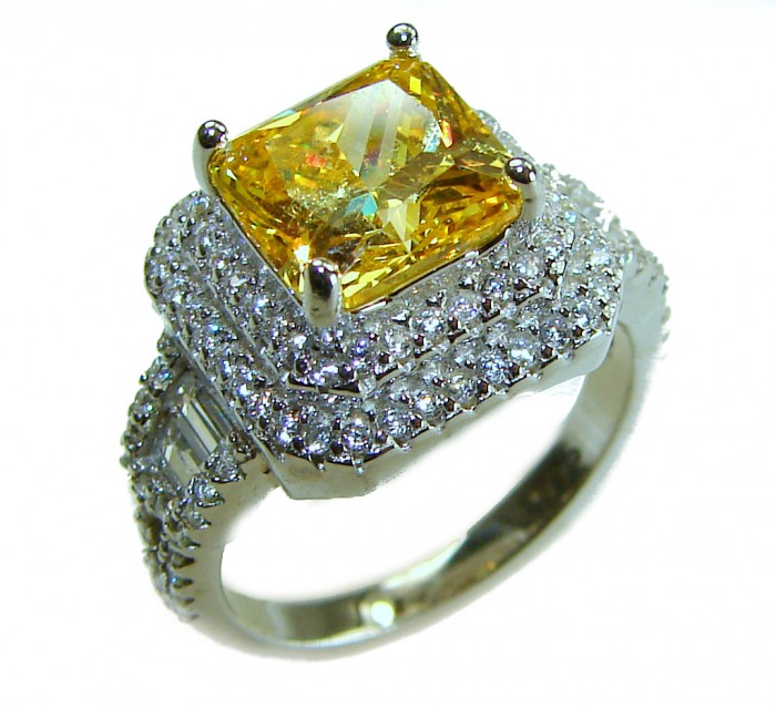 Splendid PRINCESS cut 7.2 carat yellow Sapphire .925 Sterling Silver brilliantly handcrafted ring s. 6