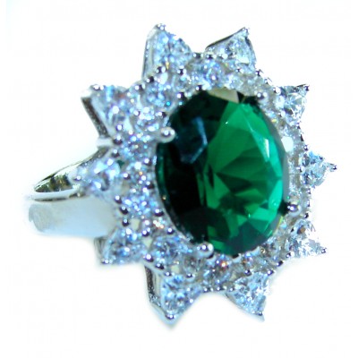 Vintage style - Timless Beauty 9.5 carat Emerald .925 Sterling Silver handcrafted Statement Ring size 7