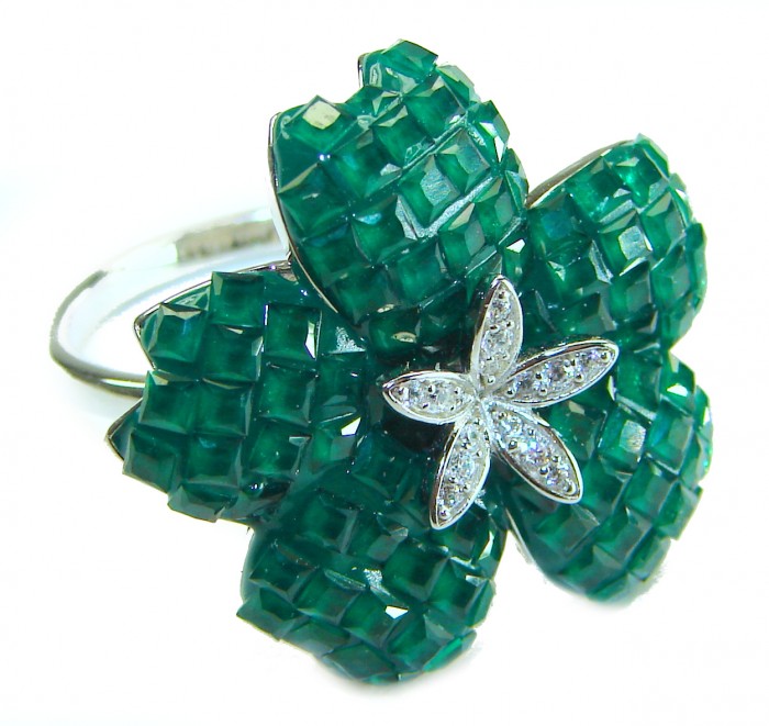 Vintage style - Timless Beauty 12.5 carat Emerald .925 Sterling Silver handcrafted Statement Ring size 8 1/4