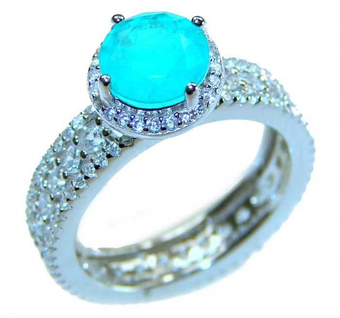 Vintage style - Timless Beauty 6.5 carat Emerald .925 Sterling Silver handcrafted Statement ring size 7
