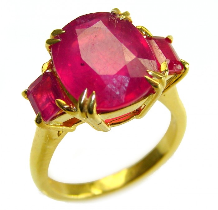 Bella Rosa Genuine 9.8 carat Kasmir Ruby .925 Sterling Silver dipped in 22K Gold Statement Ring size 6