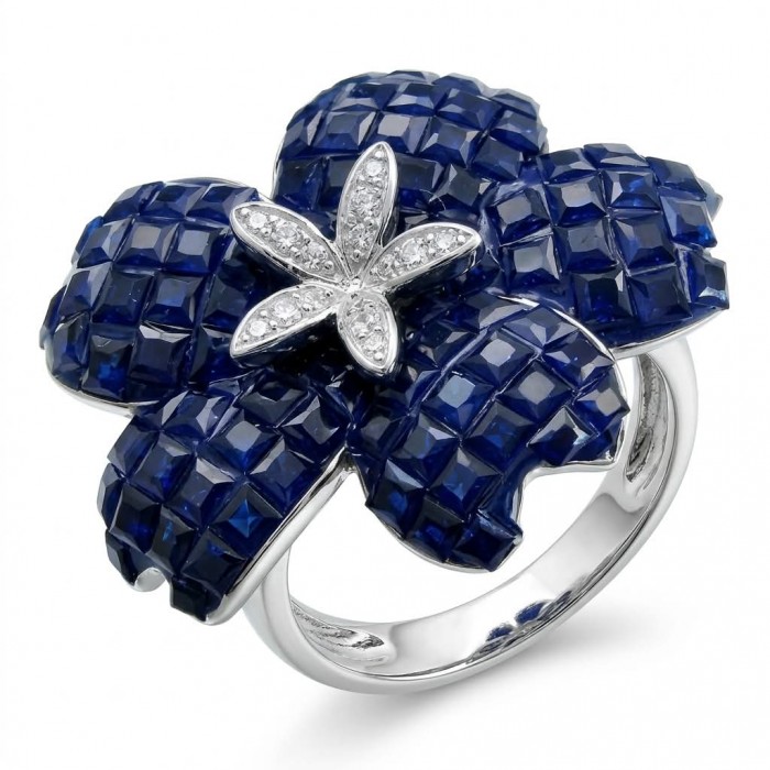 Blue Flower 12.2 carat natural Sapphire .925 Sterling Silver Perfectly handcrafted Ring s. 7 1/4