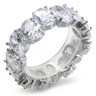 Luxurious 6.5 carat White Topaz .925 Sterling Silver infinity ring size 6 3/4