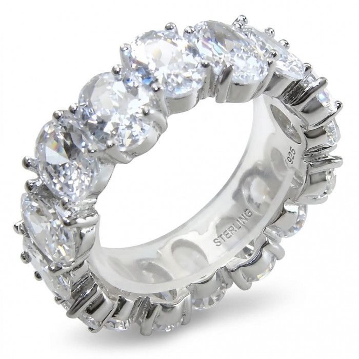 Luxurious 6.5 carat White Topaz .925 Sterling Silver infinity ring size 6 3/4
