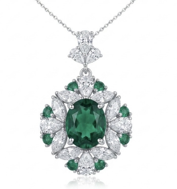 Incredible Natural 10.5 carat Chrome Diopside .925 Silver handcrafted Necklace