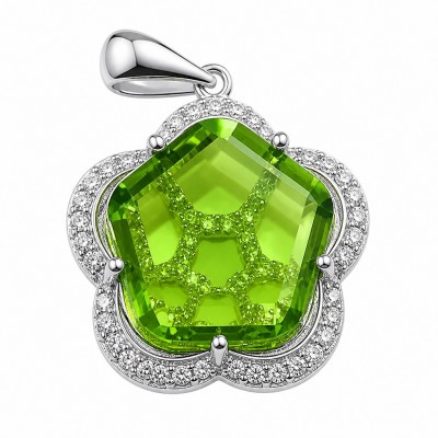 Green Clover 6.8 carat authentic Brazilian Peridot .925 Sterling Silver Handcrafted Statement pendant