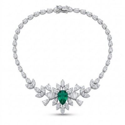 Giovanna - Authentic 4.5 carat Colombian Emerlad .925 Sterling Silver handcrafted Statement bracelet