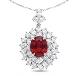 Luxurious 9.9 carat natural Mozambique Ruby .925 Sterling Silver .925 Sterling Silver Statement Necklace