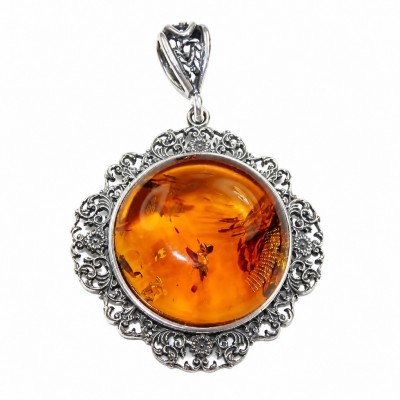 Prehistoric Authentic Baltic Ambe .925 Sterling Silver beautifully handcrafted Pendant