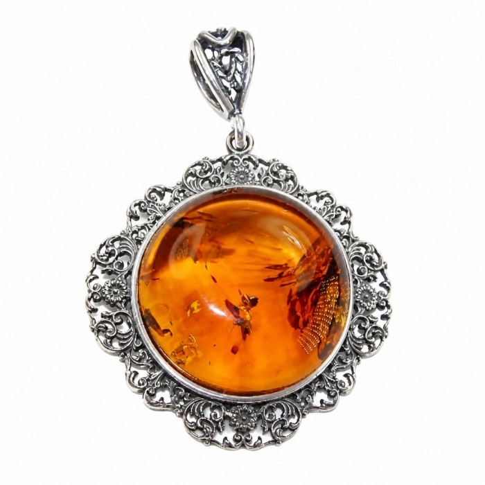 Prehistoric Authentic Baltic Ambe .925 Sterling Silver beautifully handcrafted Pendant