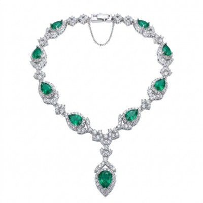 Vintage style- 10.5 carat authentic Tsavorite Garnet .925 Sterling Silver handcrafted necklace