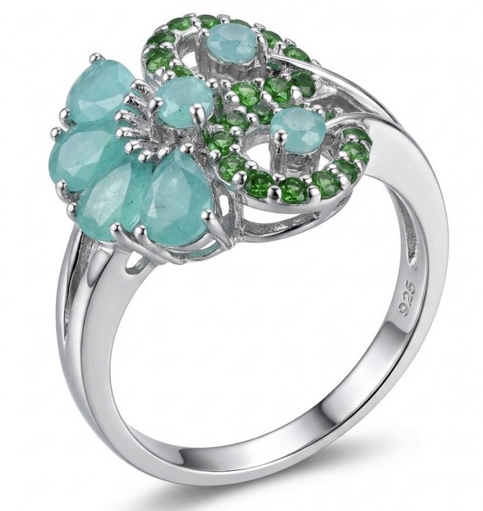 Elizabeth oval cut 4.8 carat Colombian Emerald .925 Sterling Silver dipped in Rhodium handcrafted Ring size 9