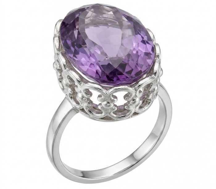 Top quality 14.4 carat Amethyst .925 Sterling Silver dipped in rhodium Handcrafted Ring size 7