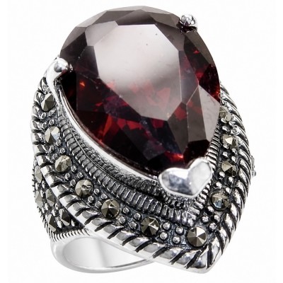 EMPRESS Genuine 18.9 CARAT Ruby rhodium over .925 Sterling Silver Statement Ring size 7 1/4