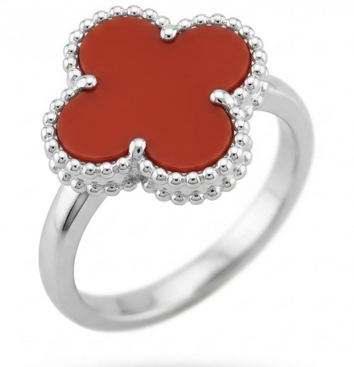 A four-leaf clover Coral .925 Sterling Silver handcrafted ring s. 6 1/4
