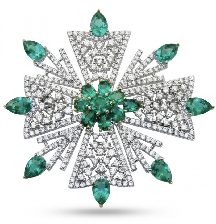 Genuine 14.5 carat Tsavorite Garnet .925 Sterling Silver handmade Brooch