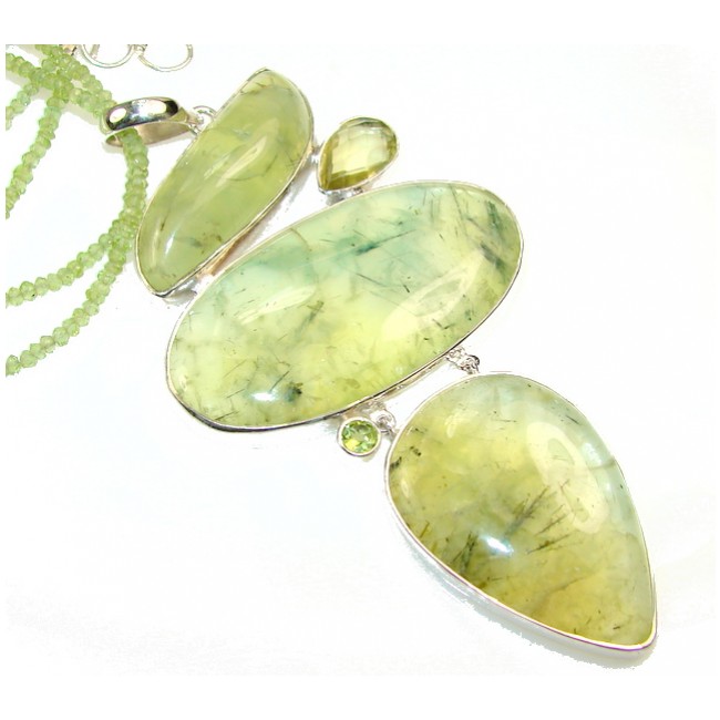 Huge!! World Of Beauty!! Moss Prehnite Sterling Silver necklace