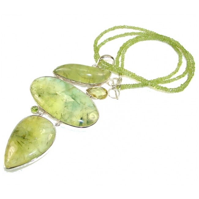 Huge!! World Of Beauty!! Moss Prehnite Sterling Silver necklace
