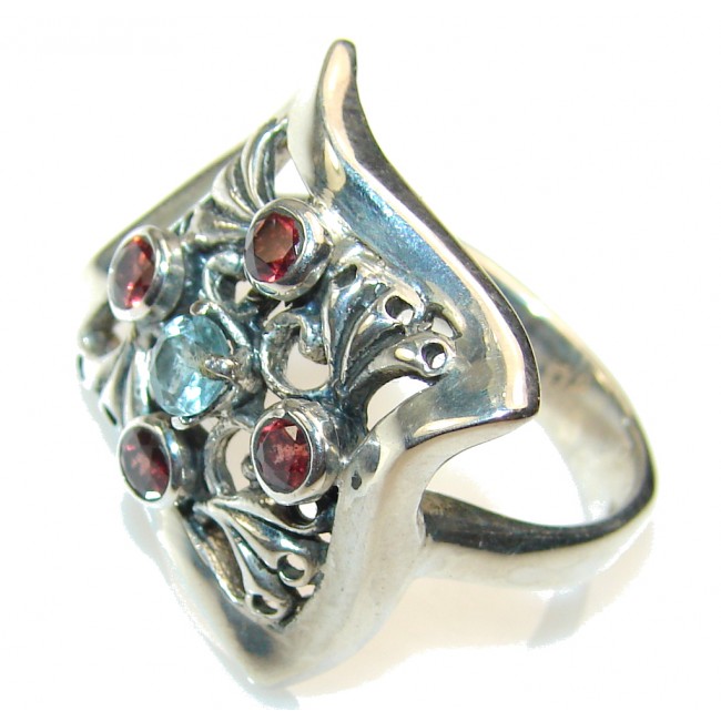 Fabulous Red Garnet Sterling Silver ring s. 8