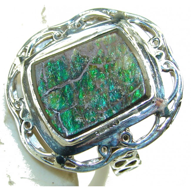 Beautiful Green Ammolite Sterling Silver ring s. 11