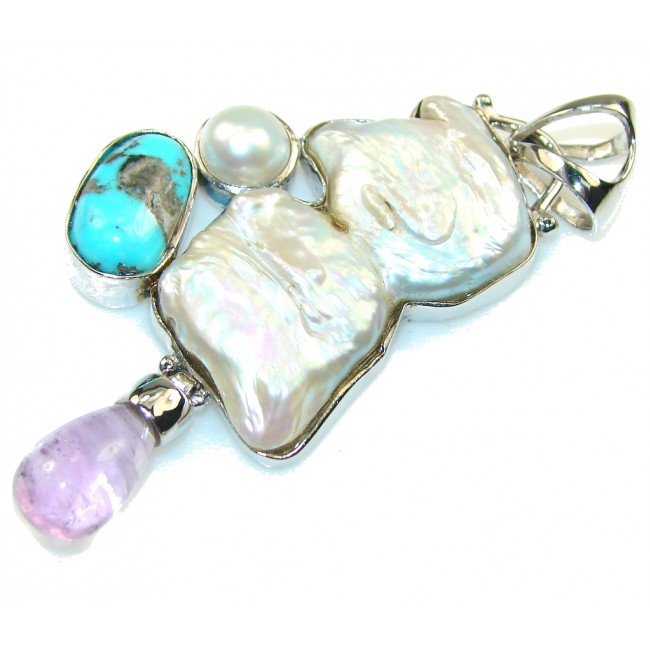 Gorgeous Design Mother Of Pearl Sterling Silver Pendant