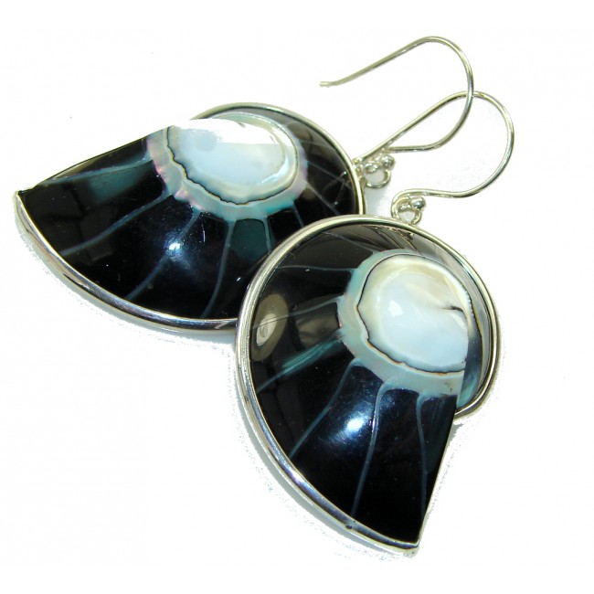 Bring The Heat!! Black Ocean Shell Sterling Silver earrings