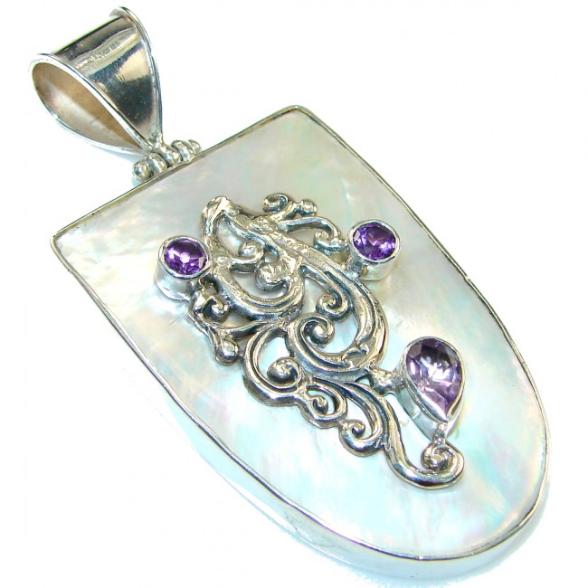 Stylish!! Blister Pearl Sterling Silver pendant