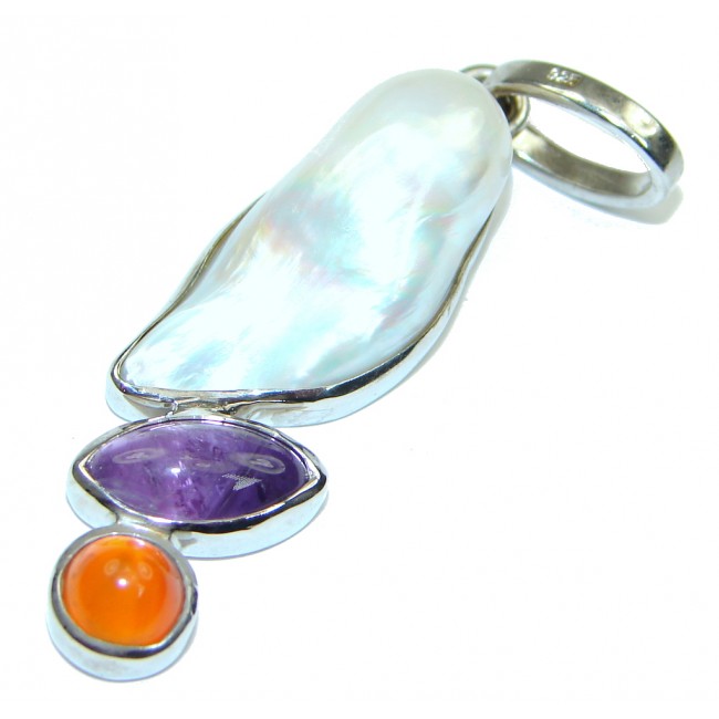 Stylish! Mother Of Pearl Sterling Silver Pendant