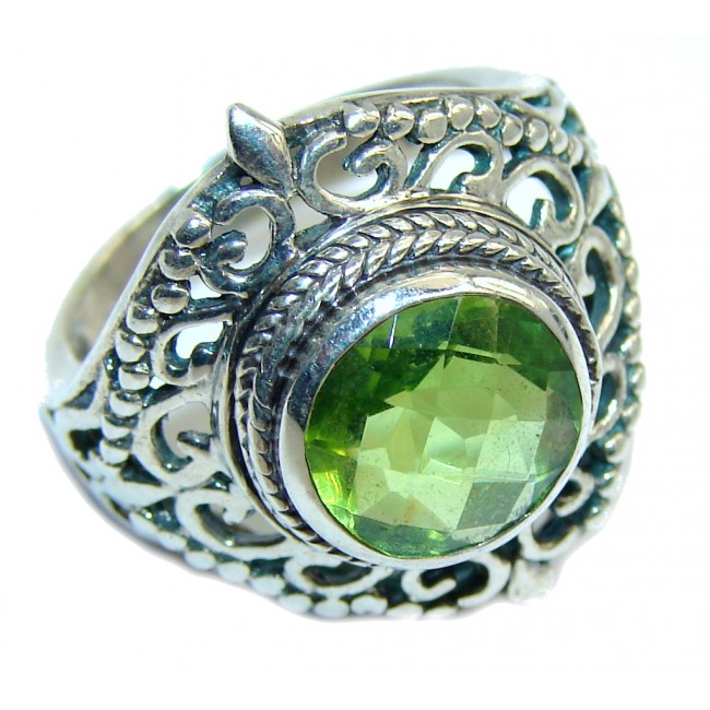Fresh Created Green Peridot Sterling Silver Ring s. 6
