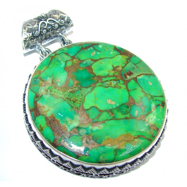 Vintage Design Green Copper vains Turquoise Sterling Silver Pendant