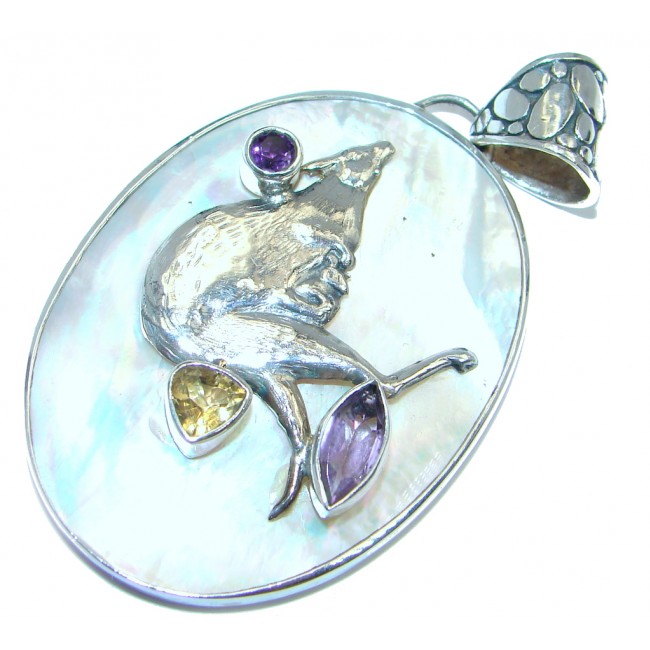 Kangaroo Blister Pearl Sterling Silver handcrafted pendant