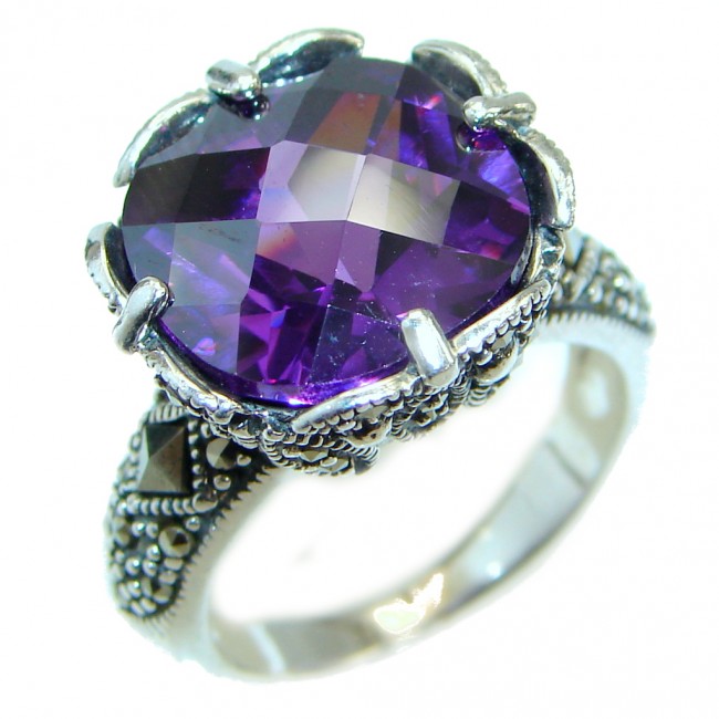 Timeless created Alexandrite Marcasite Sterling Silver Ring s. 6