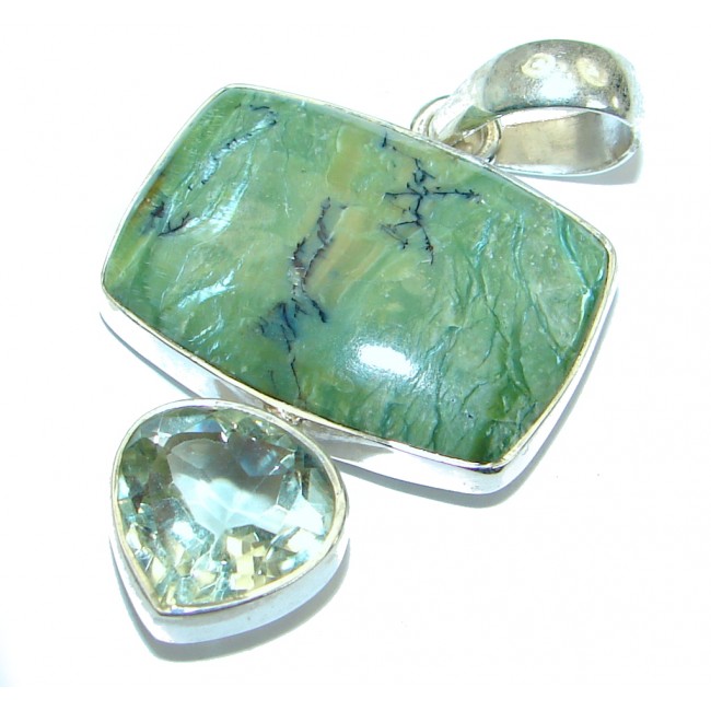 Fantastic Green Jade (Helu) .925 Sterling Silver Pendant